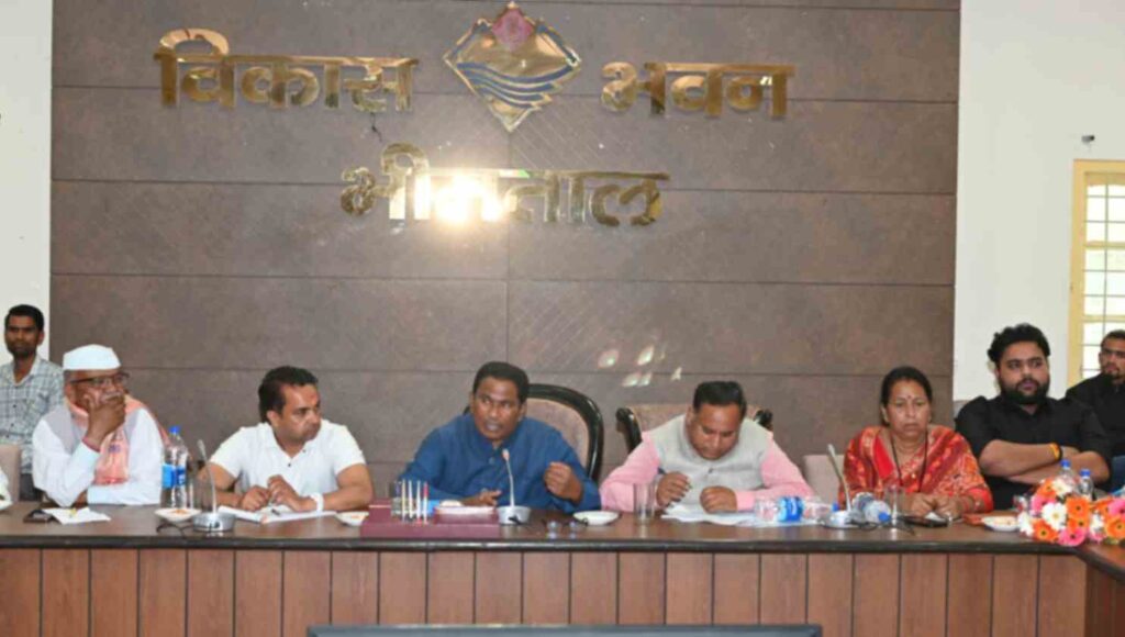 अनुसूचित जाति एवं जनजाति के अध्ययनरत प्रत्येक छात्र को मिले छात्रवृत्ति का लाभ- कर्णवाल