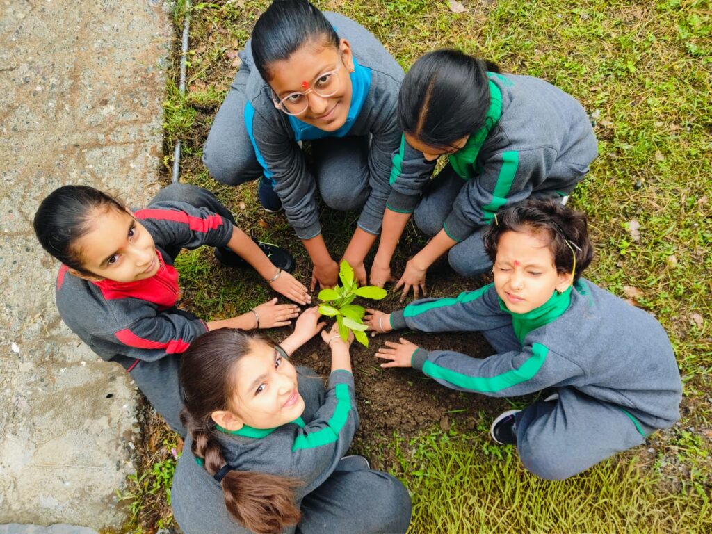 ऑल सेंट्स कॉलेज में धूमधाम से हरेला पर्व