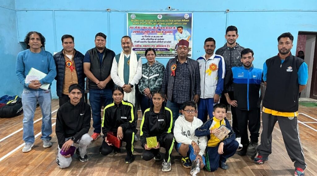 धूमधाम से मनाया राष्ट्रीय खेल दिवस- मेजर ध्यानचंद को दी श्रधांजलि
