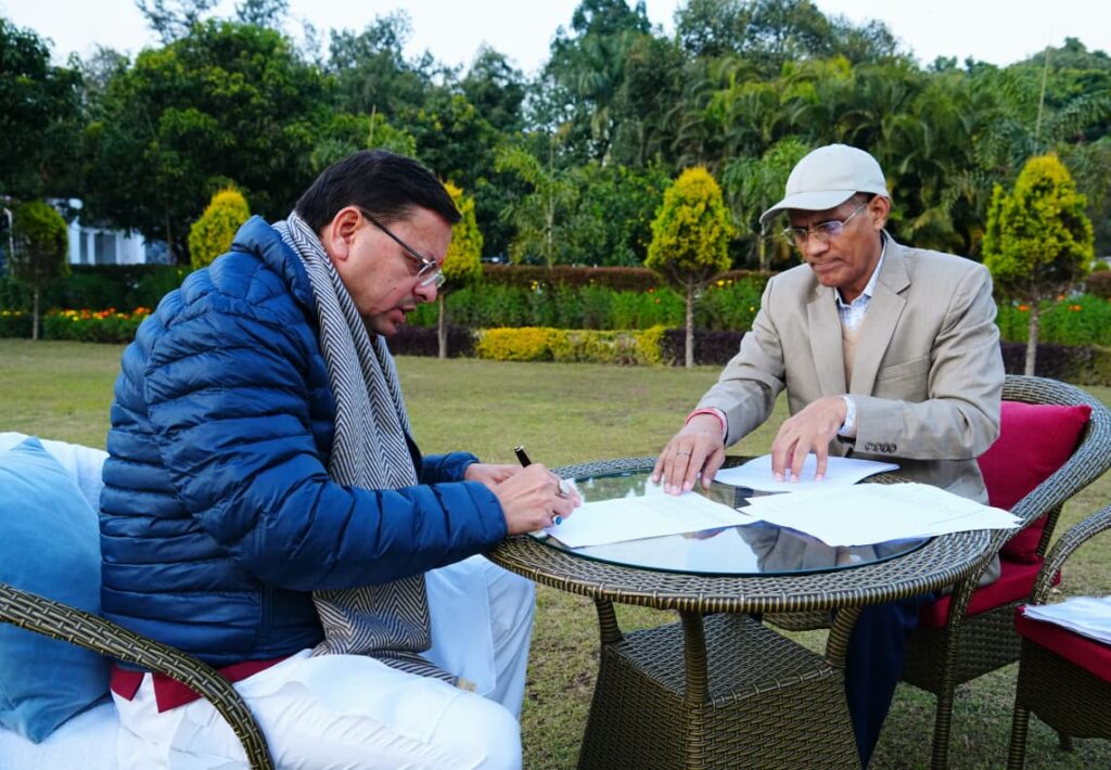 सचिव एसएन पांडेय को पौड़ी में कैम्प करने के निर्देश- वन्य जीवों के खतरे से निपटने के लिए अधिकारियों के साथ करेंगे मंथन