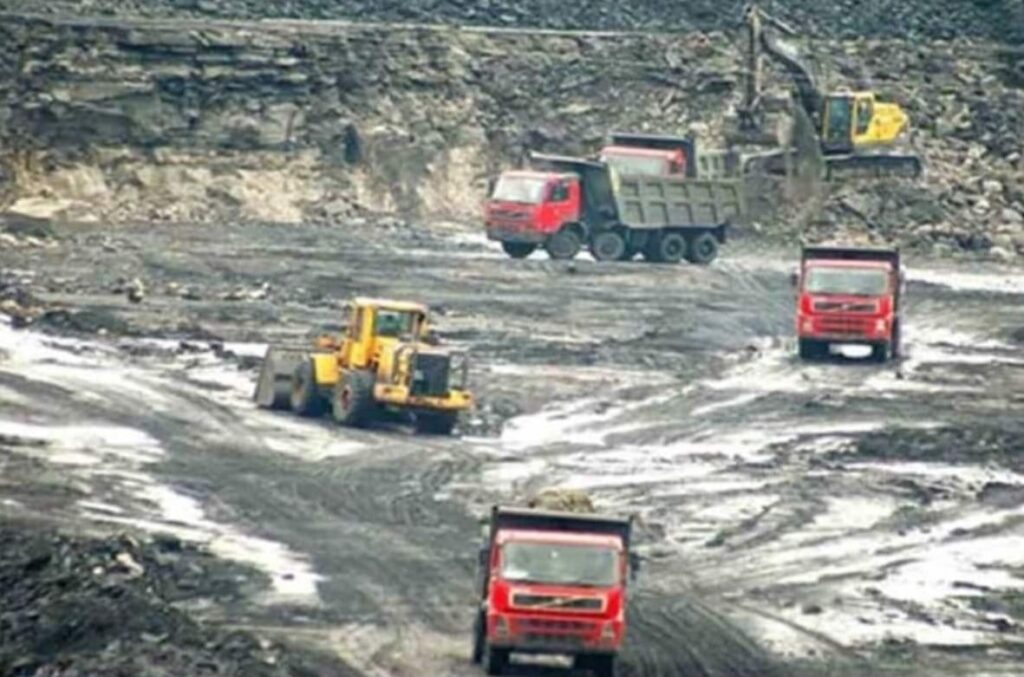 अवैध खनन पर लगी रोक तो चार गुना बढ़ा राजस्व