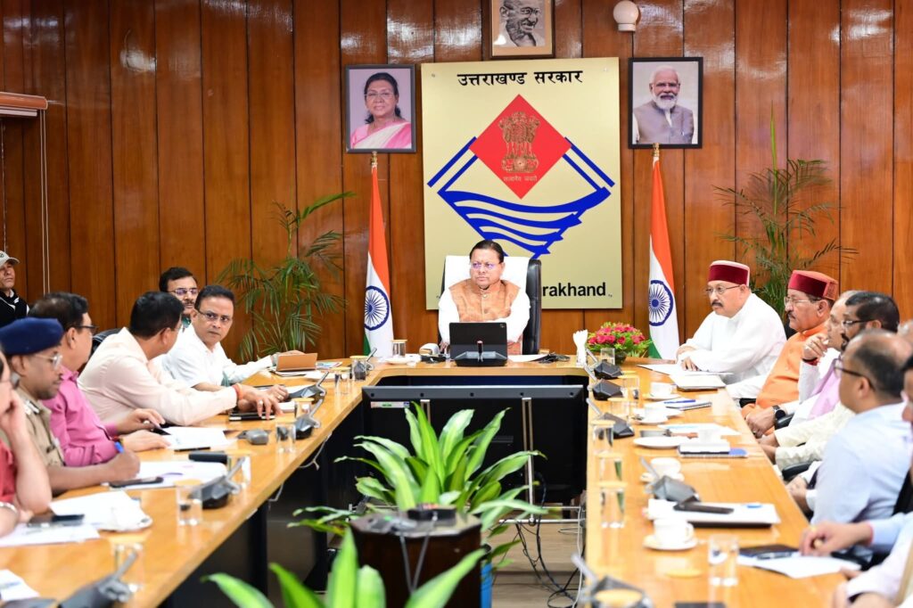 चारधाम यात्रा का मूल मंत्र ‘सुरक्षित यात्रा, सुगम दर्शन और सतत संवाद’ हो: सीएम धामी