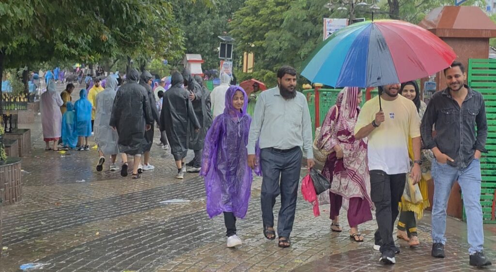 बड़ी खबर:- उत्तराखंड में भारी बारिश का अलर्ट