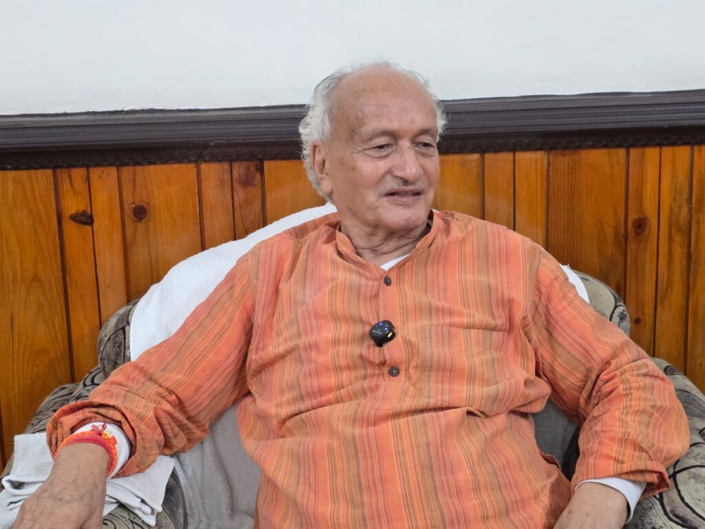पदमभूषण भगत सिंह कोश्यारी का बयान बोले- राम मंदिर में चोरी अत्यंत दुर्भाग्यपूर्ण
