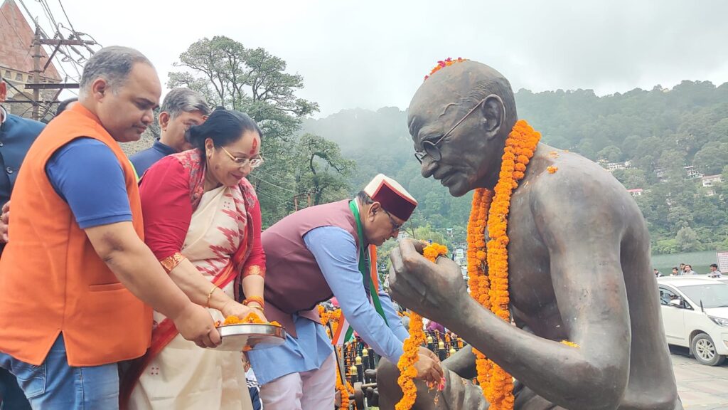 जनपद में धूमधाम से मनाया 80 वाँ स्वतंत्रता दिवस- कई कार्यक्रम आयोजित